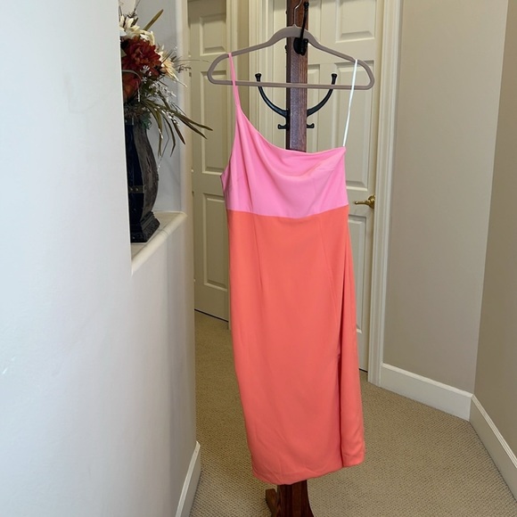 Petal & Pup Color Block One Shoulder midi dress nwot - Picture 7 of 8